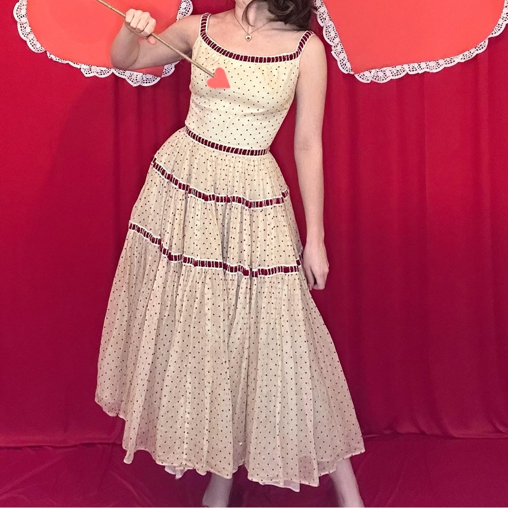 Gorgeous 1950s day dress